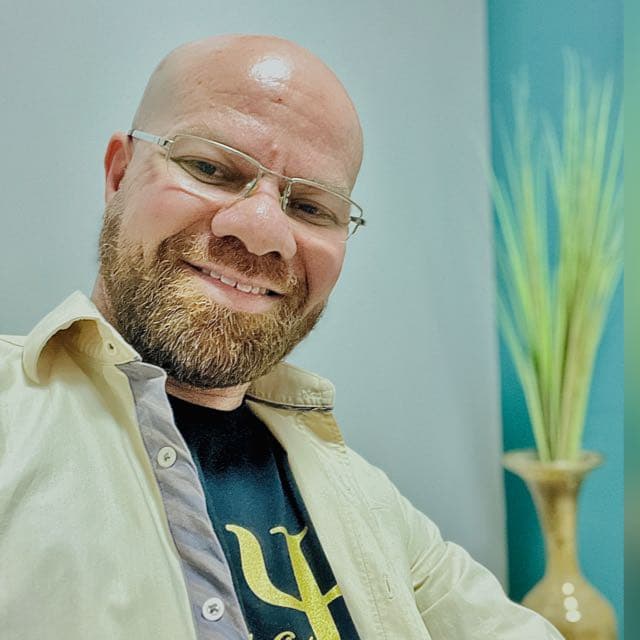 Elton Júnio Vaz